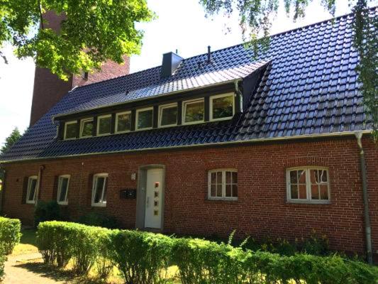 Ferienwohnungen Arp "2D" Mit Terrasse Und Parkplatz Итцехо Экстерьер фото