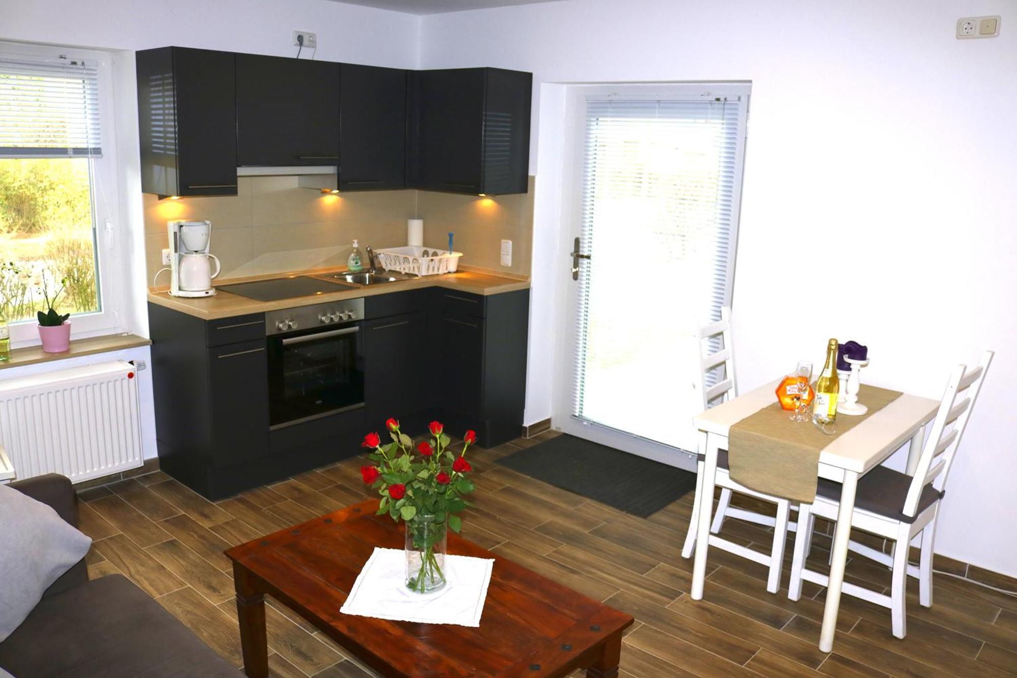 Ferienwohnungen Arp "2D" Mit Terrasse Und Parkplatz Итцехо Экстерьер фото
