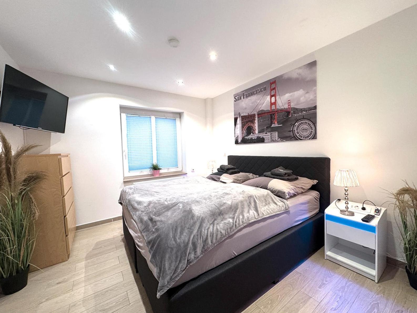 Ferienwohnungen Arp "2D" Mit Terrasse Und Parkplatz Итцехо Экстерьер фото